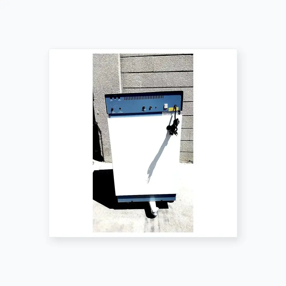 Forma Scientific 3154 Lab Incubator – Untested – For Parts or Repair Laboratory Incubator, as-is (for parts) product photo 1