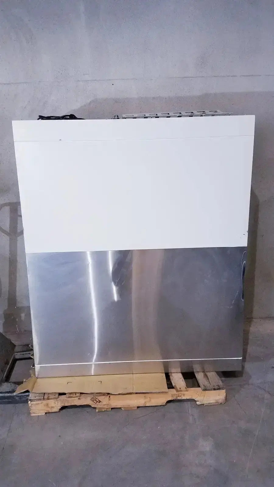 Forma Scientific Class II A/B3 Biological Safety Cabinet Biological Safety Cabinet, second-hand product photo 21