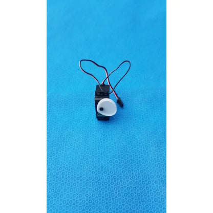 Futaba S3004 Standard Servo Ball Bearing Servo Motor, second-hand product photo 3