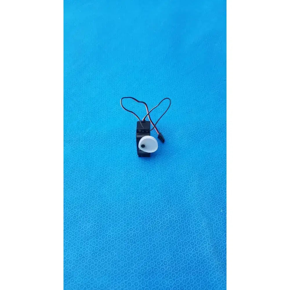 Futaba S3004 Standard Servo Ball Bearing Servo Motor, second-hand product photo 4