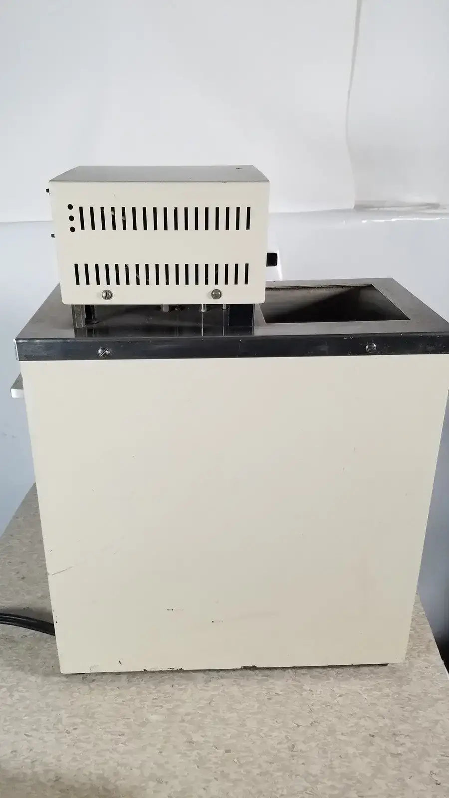 PolyScience Gaton Model 666 Parallel Detector Water Chiller Water Chiller, second-hand product photo 5