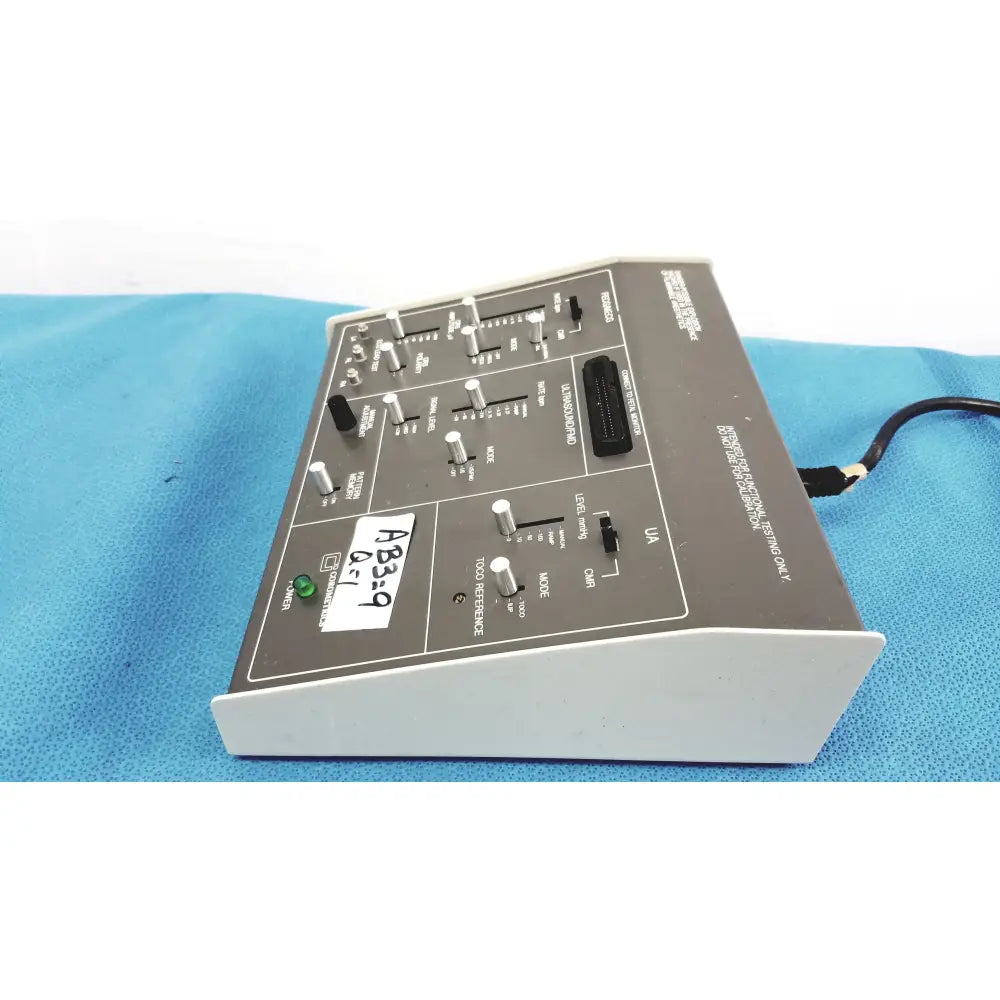 GE 325 Corometrics Maternal/Fetal Simulator 14203A Maternal/Fetal Simulator, second-hand product photo 3
