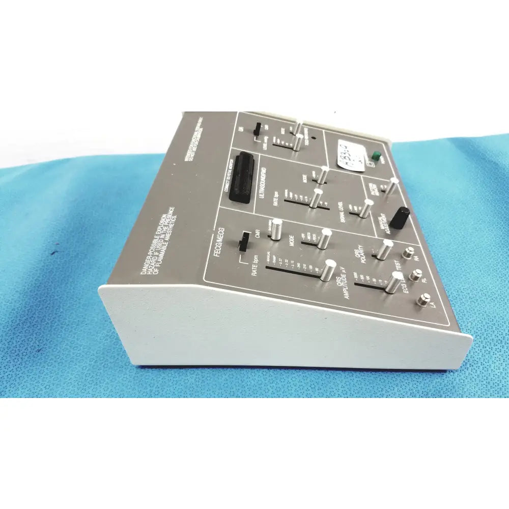 GE 325 Corometrics Maternal/Fetal Simulator 14203A Maternal/Fetal Simulator, second-hand product photo 8