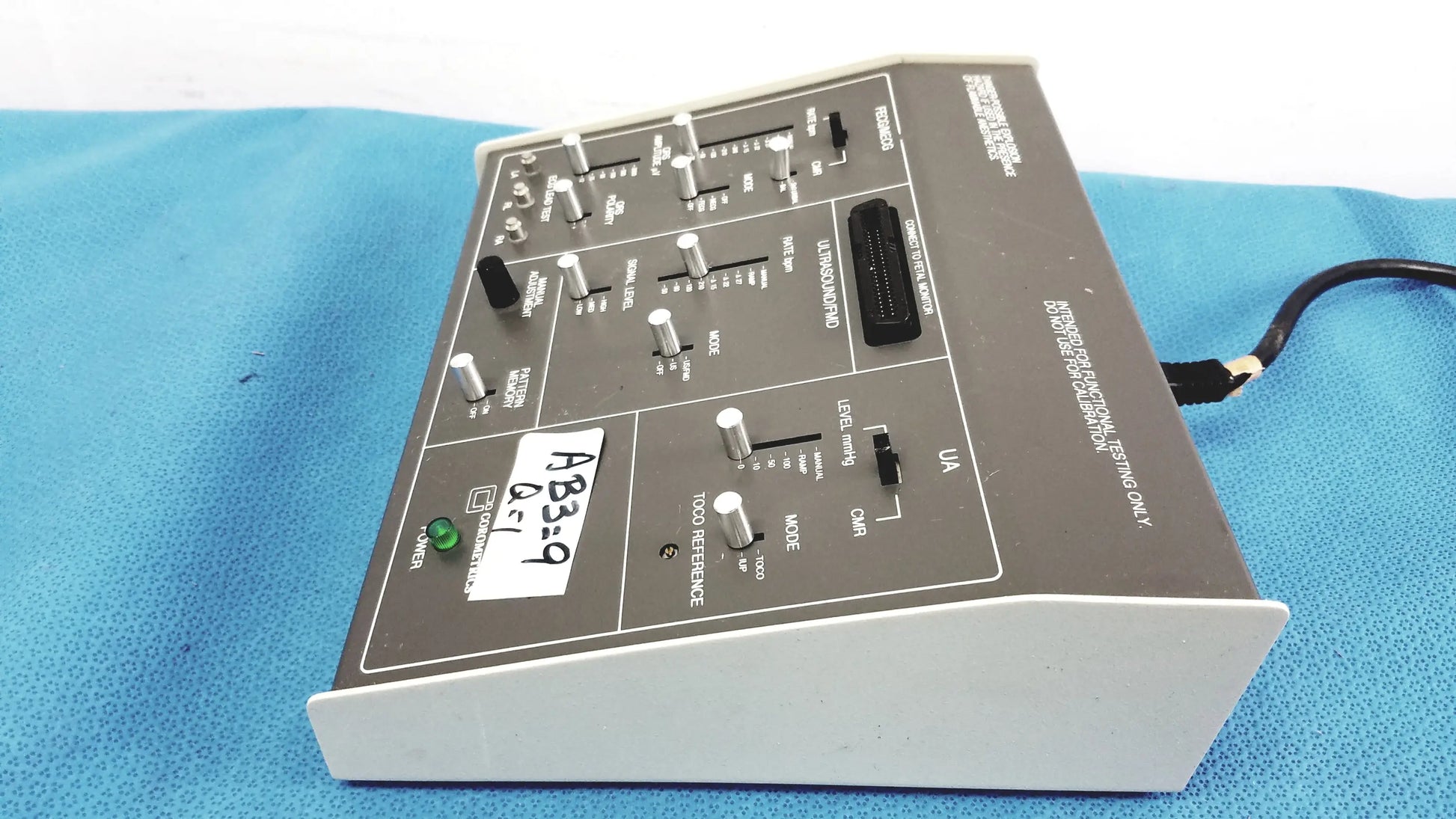 GE 325 Corometrics Maternal/Fetal Simulator 14203A Maternal/Fetal Simulator, second-hand product photo 3