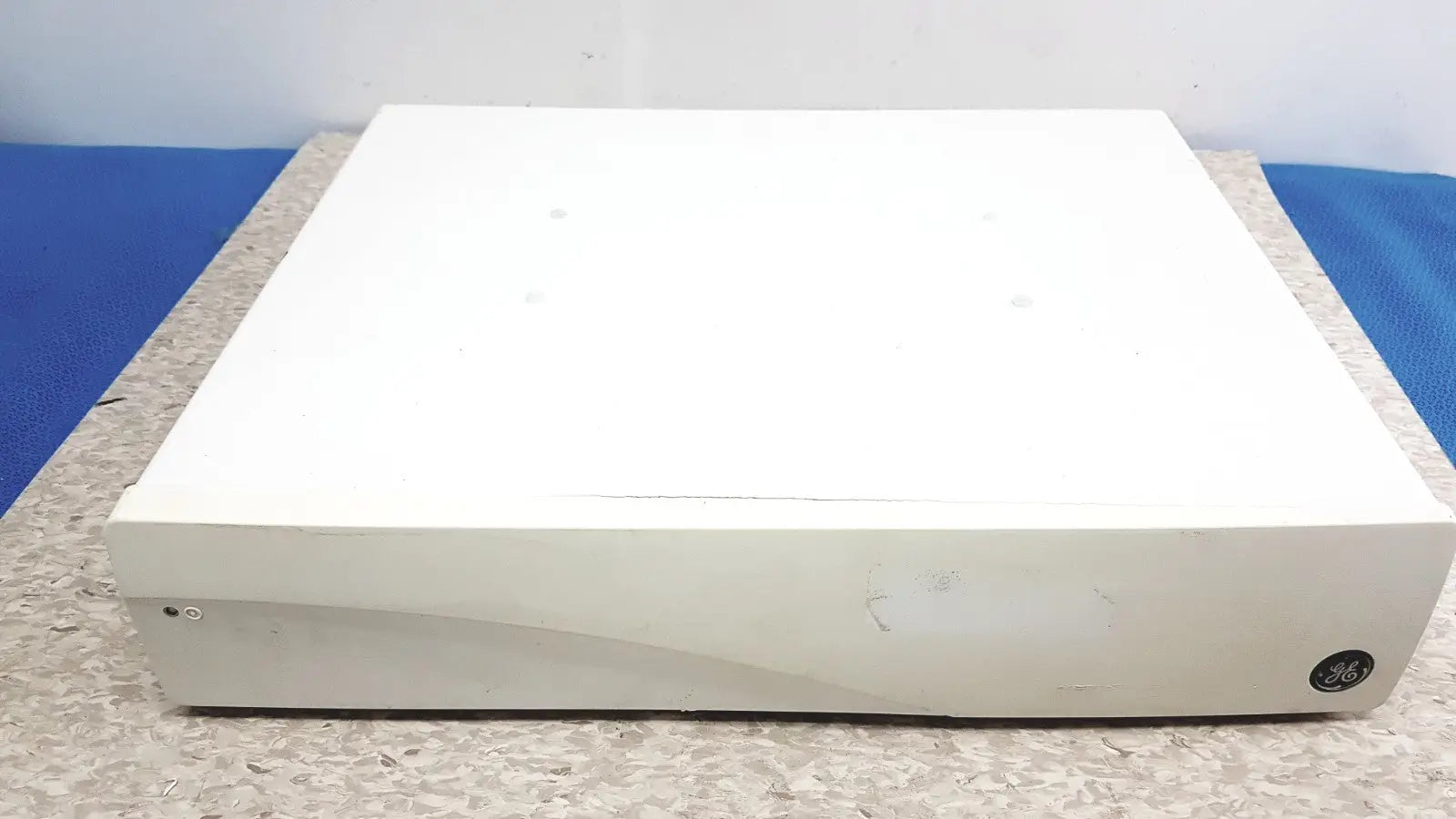 Reuse Medical GE CIC Pro MP100D Central Station – Monitoring and Data Management Other Medical & Lab Equipment, second-hand product photo 1