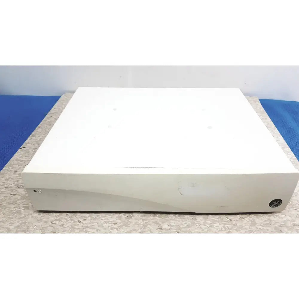 Reuse Medical GE CIC Pro MP100D Central Station – Monitoring and Data Management Other Medical & Lab Equipment, second-hand product photo 1