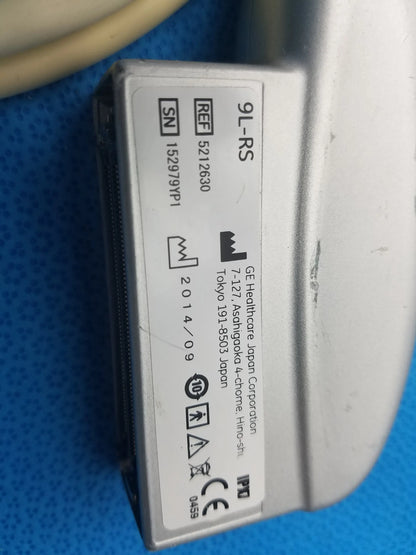 White rectangular label with black text showing product information for ge healthcare 9l-rs linear array ultrasound probe ref 5212630