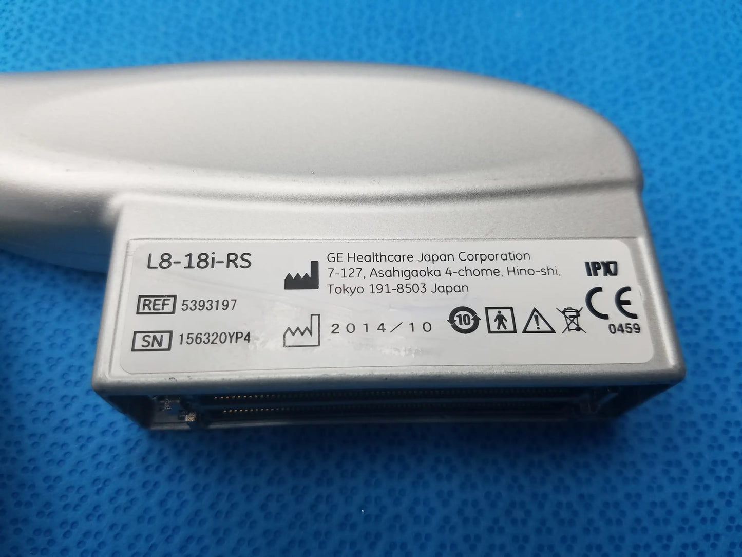 Silver-colored ultrasound transducer probe l8-18i-rs by ge healthcare japan corporation compatible ge healthcare