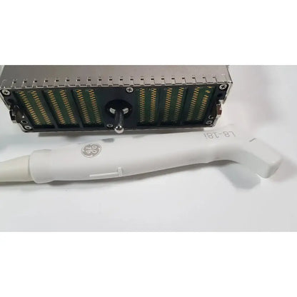 GE Medical GE L8-18i-D Linear Array Ref. 5336965 Ultrasound Transducer, second-hand product photo 2
