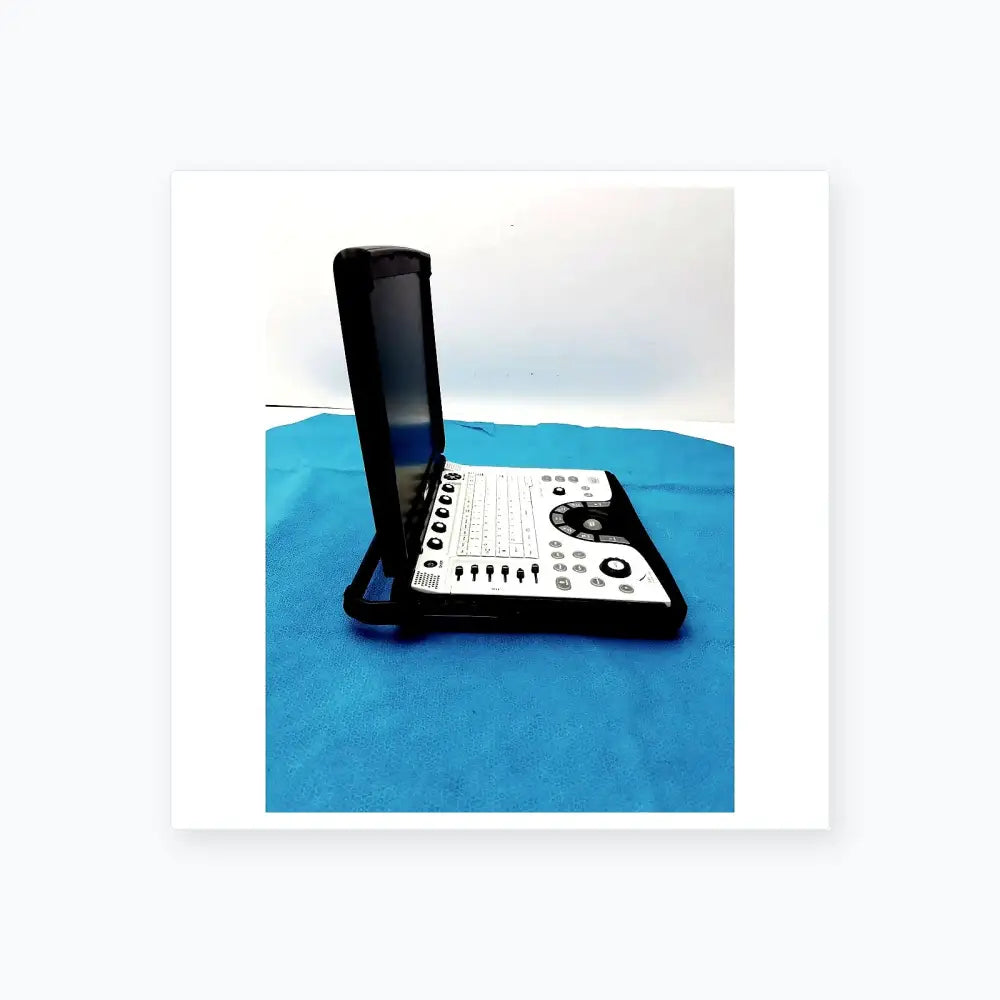 GE Logiq E 5439035 Portable Ultrasound Machine Portable Ultrasound Machine, as-is (for parts) product photo 16