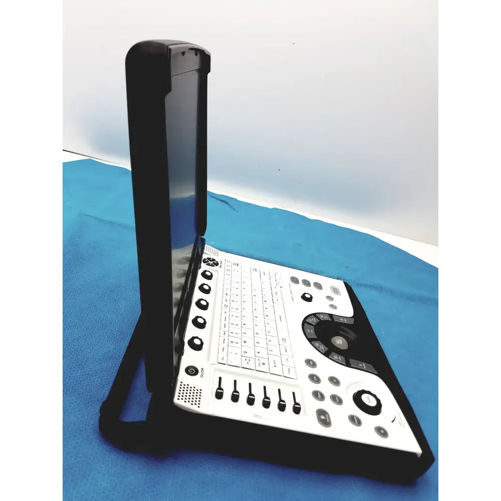 GE Logiq E Portable Ultrasound Machine Portable Ultrasound Machine, as-is (for parts) product photo 10
