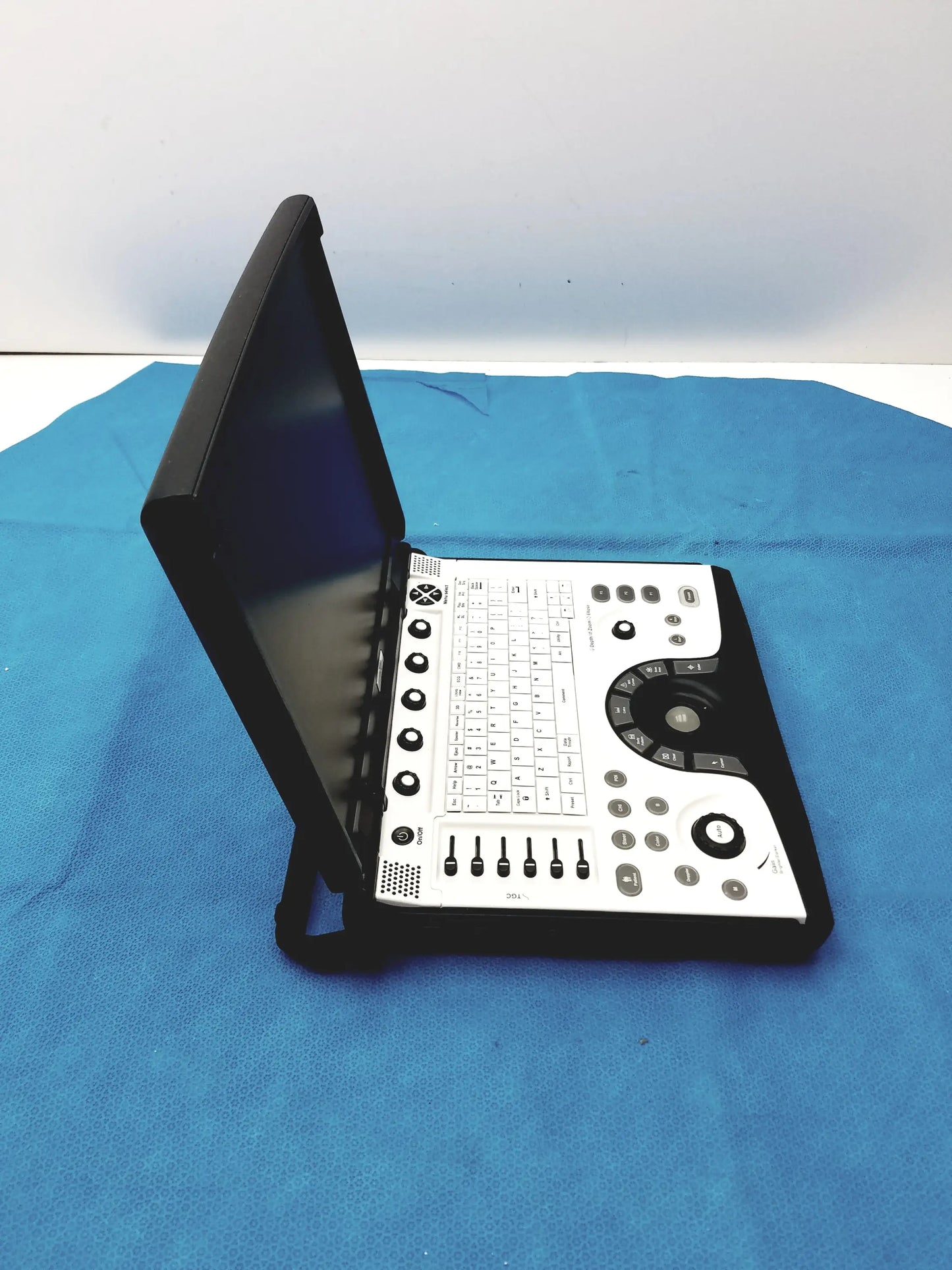 GE Logiq E Portable Ultrasound Machine Portable Ultrasound Machine, as-is (for parts) product photo 14