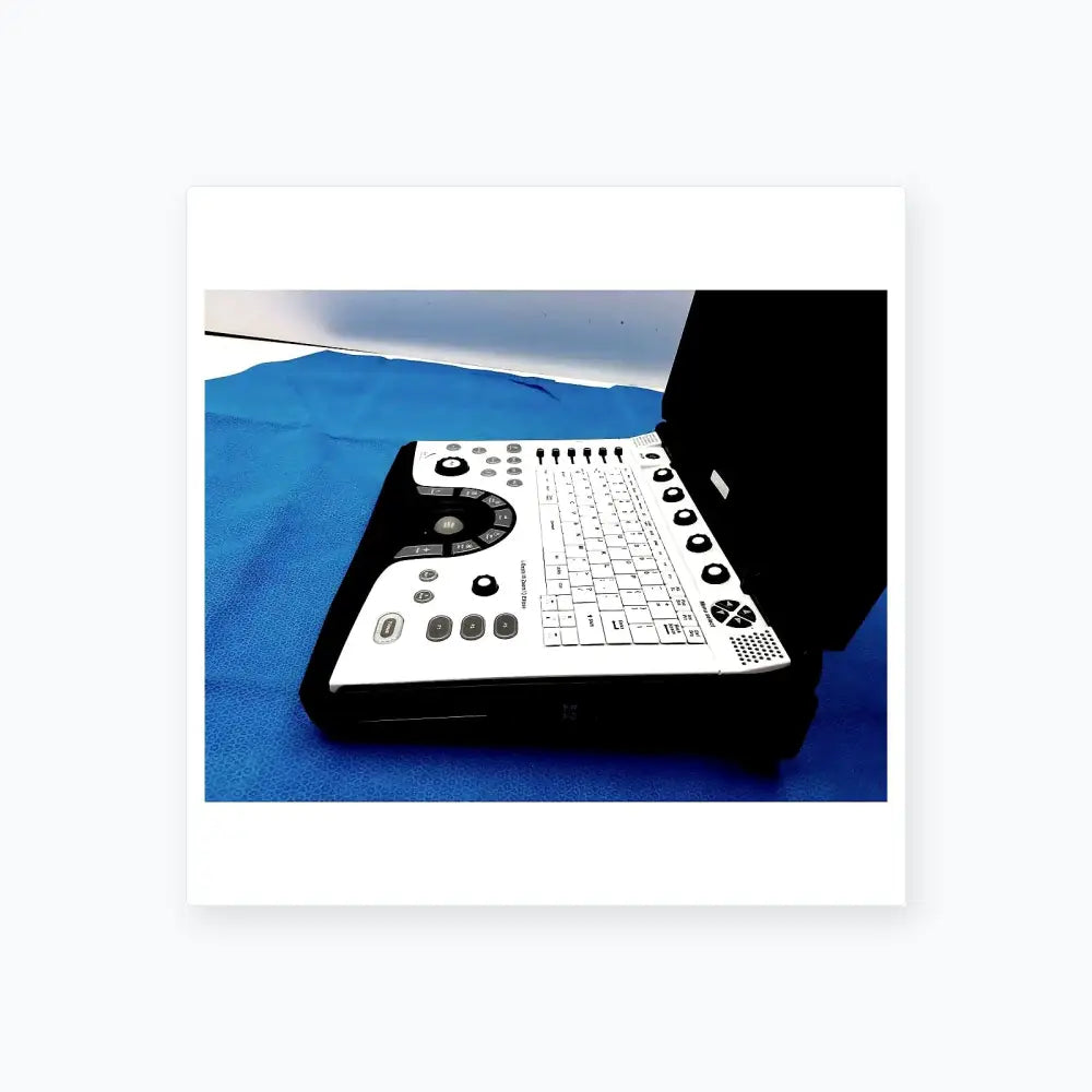 GE Logiq E Portable Ultrasound Machine Portable Ultrasound Machine, as-is (for parts) product photo 24