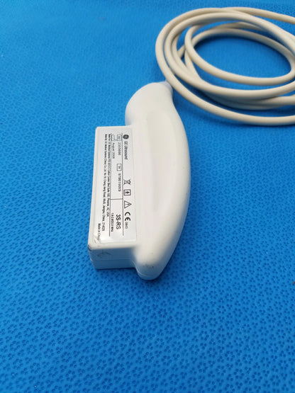 White ge medical systems 3s-rs ultrasound transducer probe with coiled beige cable for ultrasound imaging