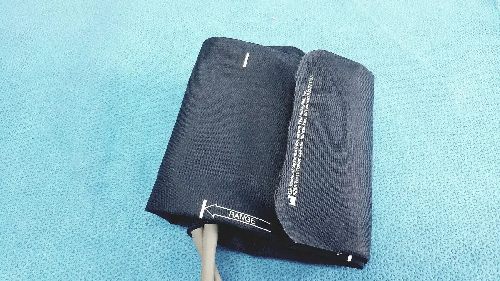 GE Medical Systems Adult Long Critikon Blood Pressure Cuff 23–33 cm – 002206 Blood Pressure Cuff, second-hand product photo 6