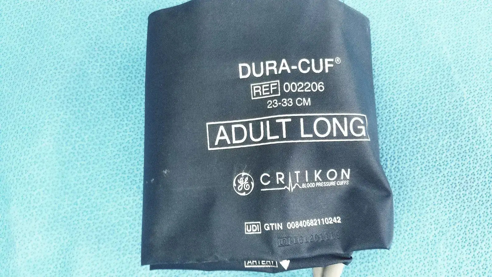 GE Medical Systems Adult Long Critikon Blood Pressure Cuff 23–33 cm – 002206 Blood Pressure Cuff, second-hand product photo 2
