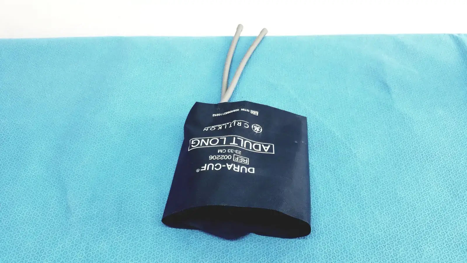 GE Medical Systems Adult Long Critikon Blood Pressure Cuff 23–33 cm – 002206 Blood Pressure Cuff, second-hand product photo 4