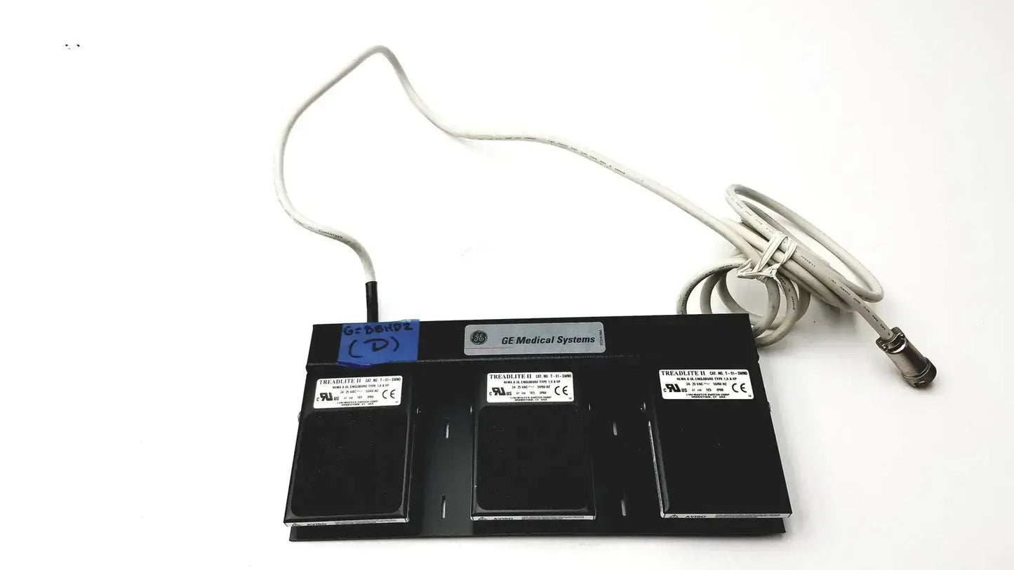 GE Medical Systems Treadlite II Cat No. T-91-SWNO 3 Pedal Footswitch Footswitch, second-hand product photo 1