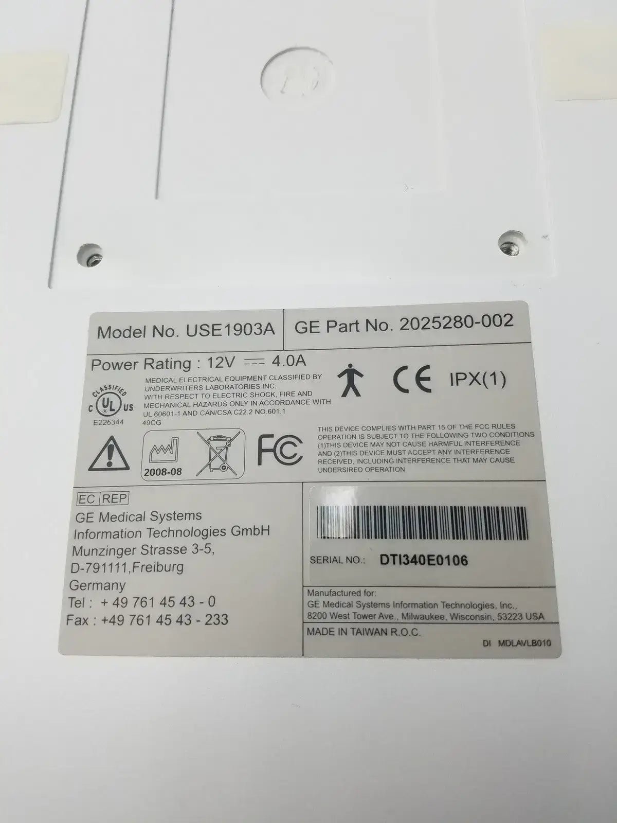 GE Medical Systems USE1903A LCD Flat Panel Monitor with Power Supply Medical LCD Monitor, second-hand product photo 4