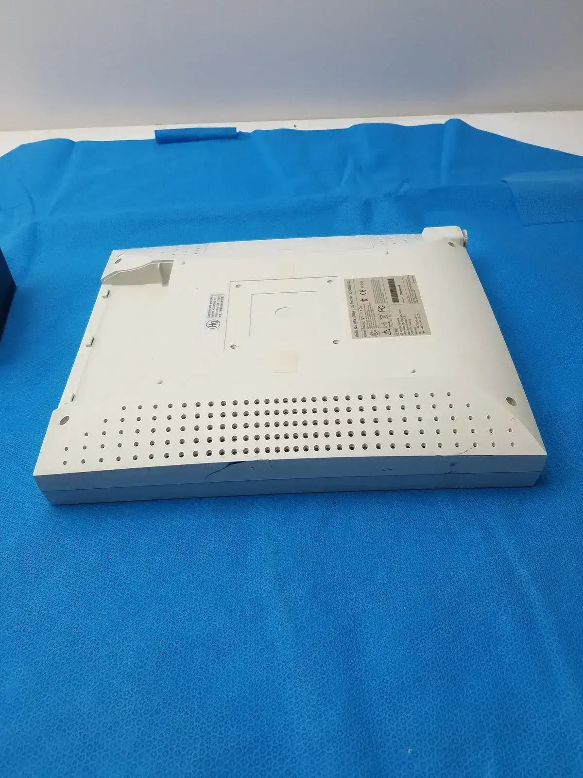 GE Medical Systems USE1903A LCD Flat Panel Monitor with Power Supply Medical LCD Monitor, second-hand product photo 9