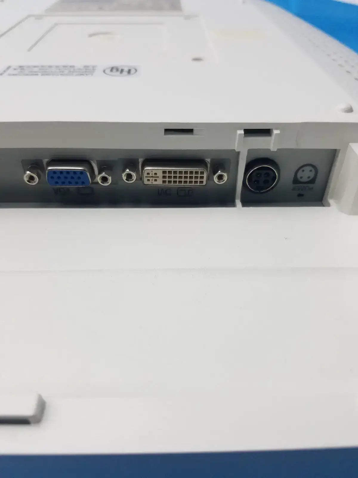 GE Medical Systems USE1903A LCD Flat Panel Monitor with Power Supply Medical LCD Monitor, second-hand product photo 6