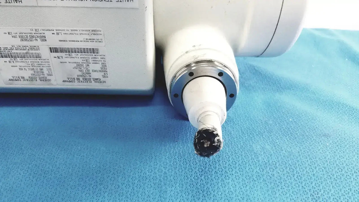 GE Mobile Portable XRY Machine 46-270615P1/46-125686G8 Mobile X-Ray Machine, as-is (for parts) product photo 17