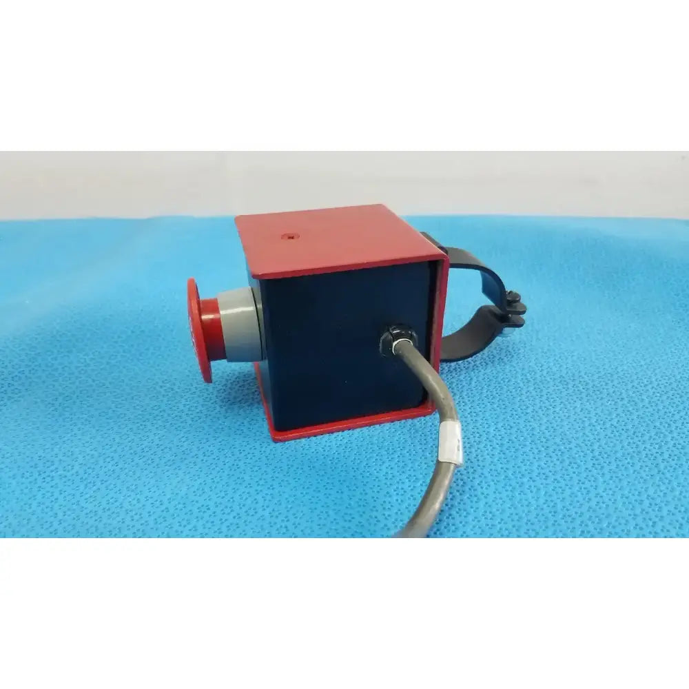 GE Stop Switch E-Stop Button for T-2100 Treadmill 88380-007 Cable Emergency Stop Switch, second-hand product photo 3