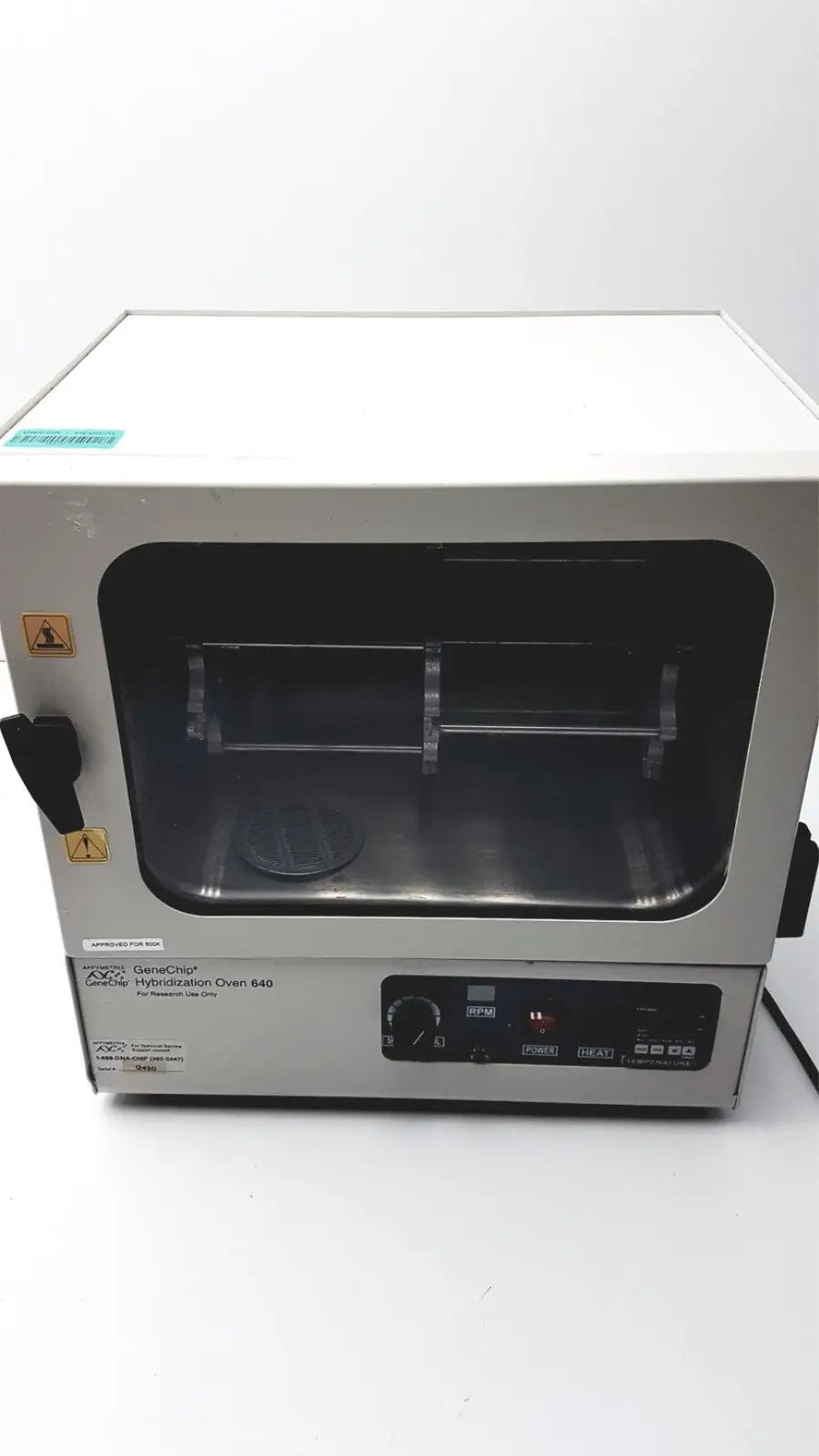 Reuse Medical Genechip Hybridization Oven 640 Lab Furnaces & Ovens, second-hand product photo 1