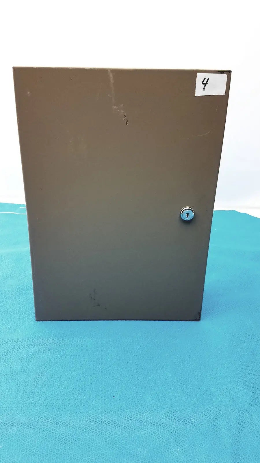 Reuse Medical General Purpose Medium Steel NEMA 1 Enclosure Medical Cables & Cords, second-hand product photo 1