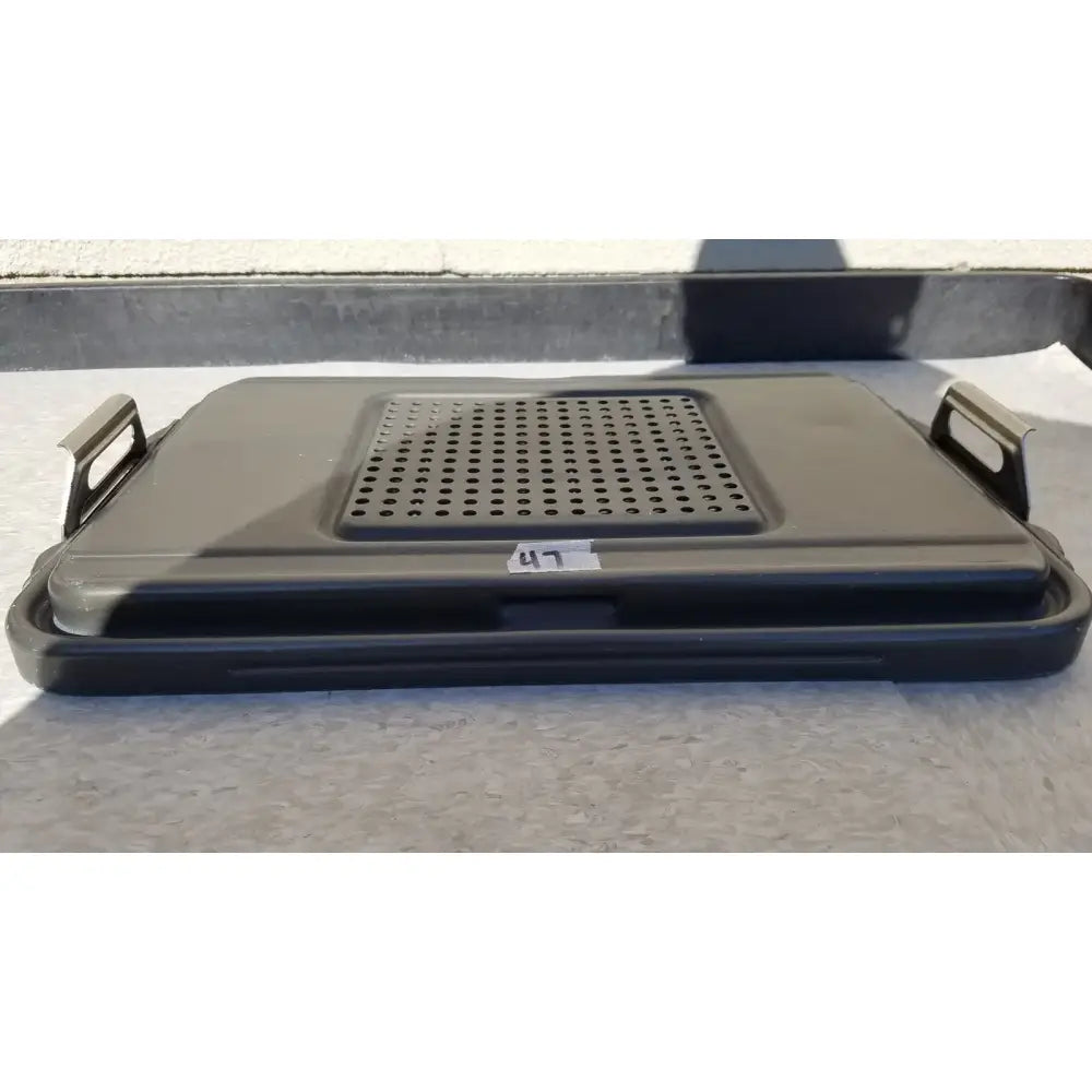Reuse Medical Genesis Sterilization Container Half Lid Black Sterilization Trays & Cases, second-hand product photo 1