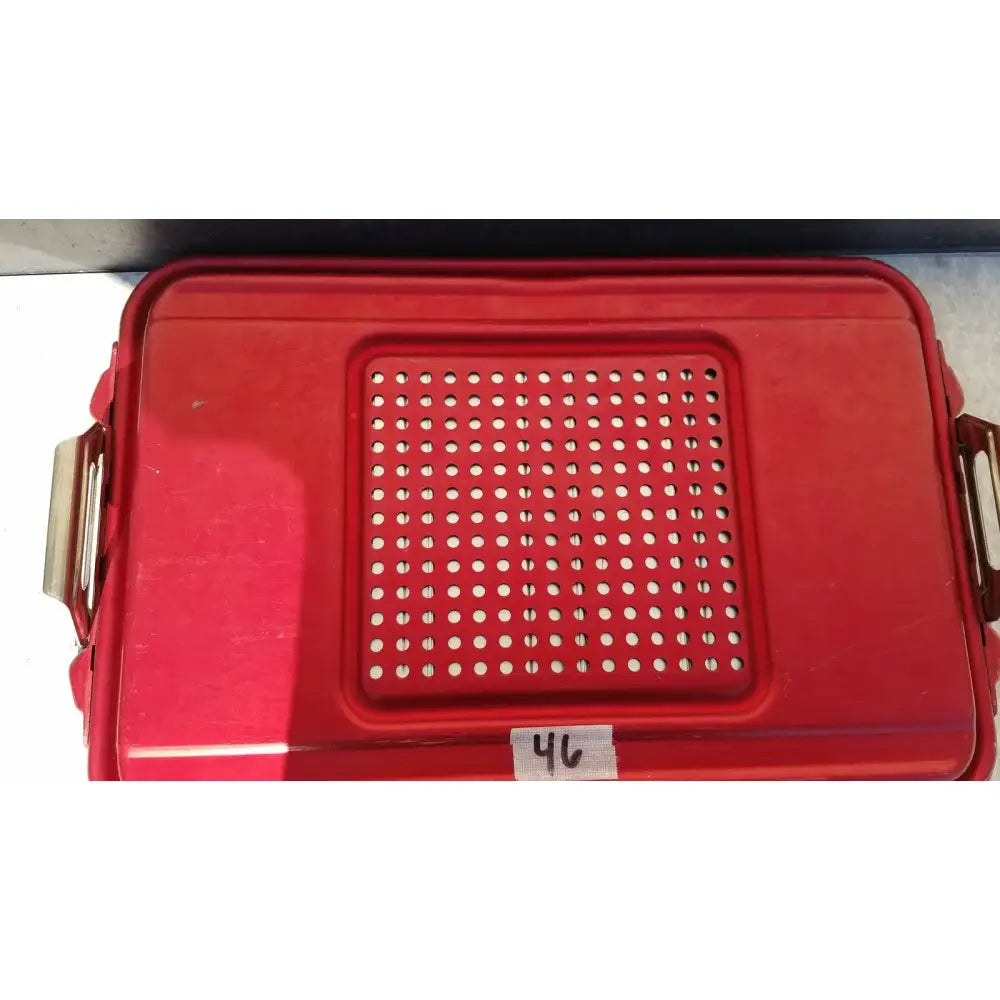 Reuse Medical Genesis Sterilization Container Half Lid Red Sterilization Trays & Cases, second-hand product photo 1