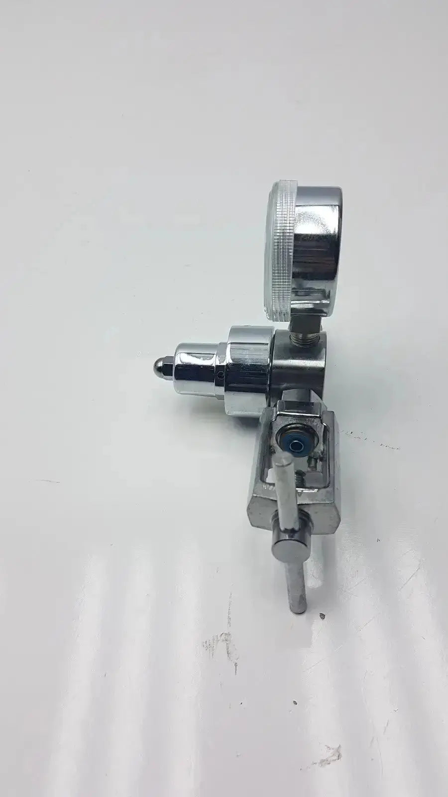Gentec CGA950 195M-950M Compressed Air Regulator 60 PSI Outlet Medical Gas Regulator, second-hand product photo 9