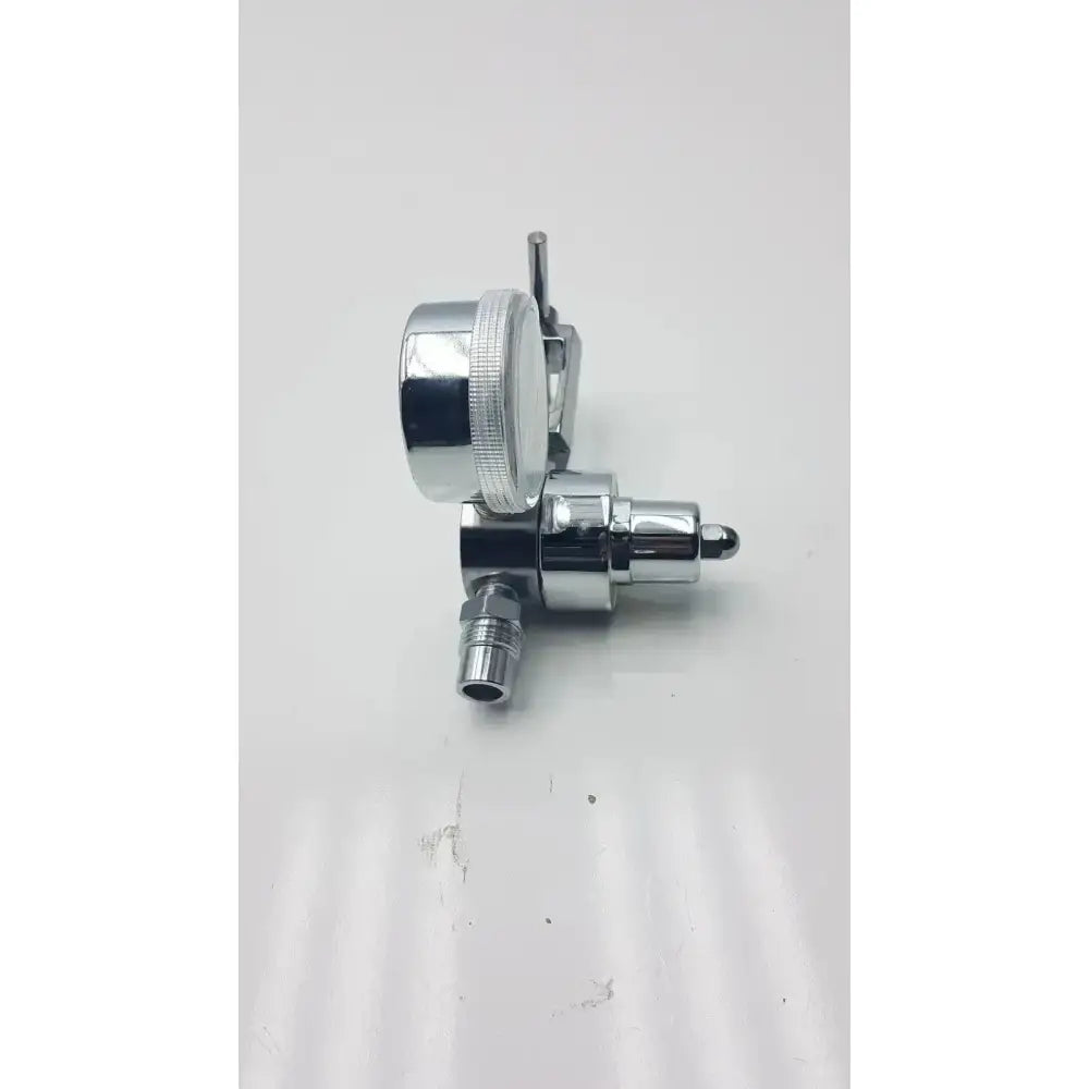Gentec CGA950 195M-950M Compressed Air Regulator 60 PSI Outlet Medical Gas Regulator, second-hand product photo 10