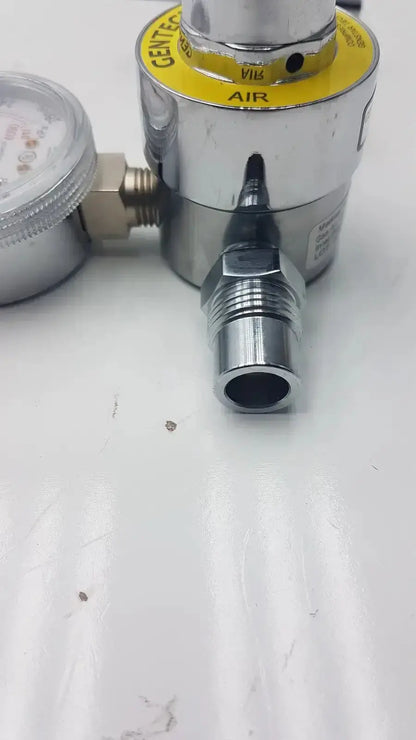 Gentec CGA950 195M-950M Compressed Air Regulator 60 PSI Outlet Medical Gas Regulator, second-hand product photo 6