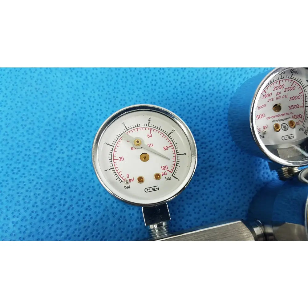Gentec Medical Air Compressed Gas Regulator 3000Psig Compressed Gas Regulator, as-is (for parts) product photo 13