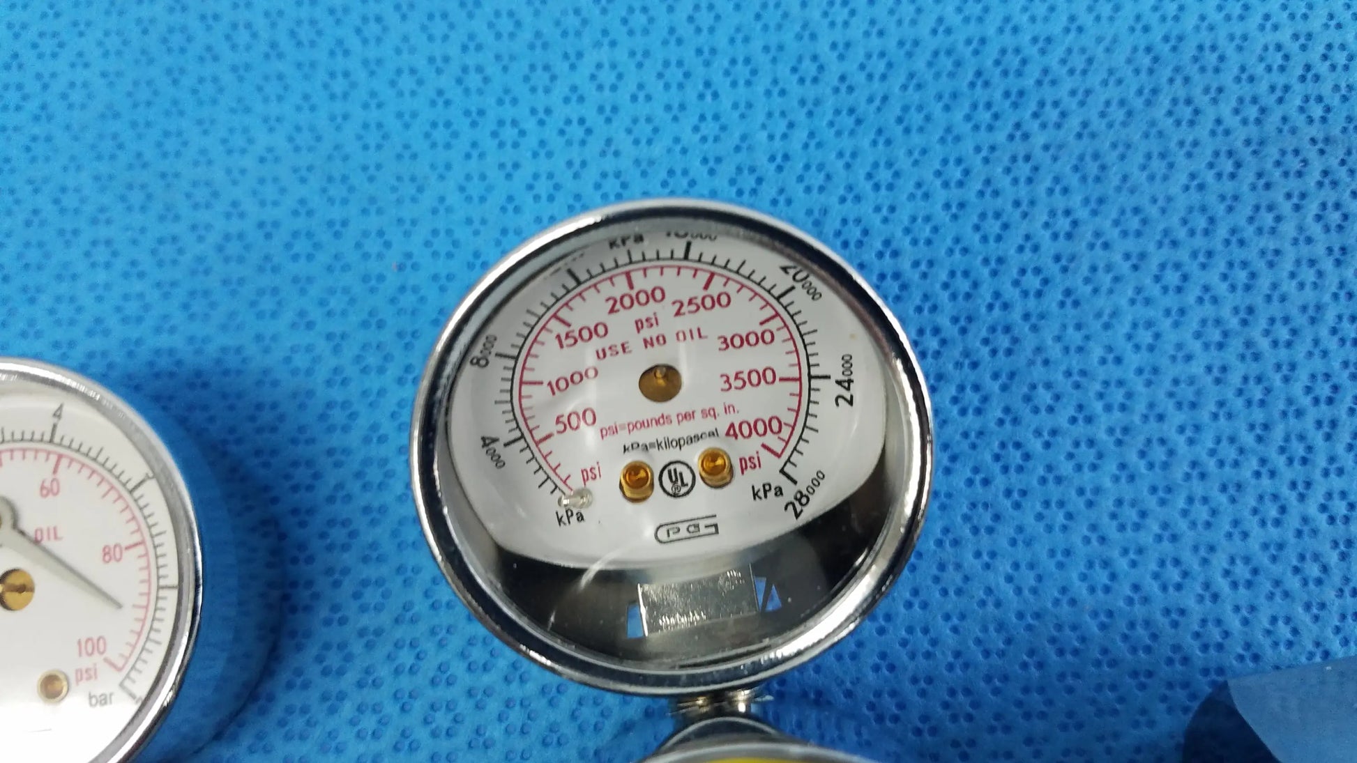 Gentec Medical Air Compressed Gas Regulator 3000Psig Compressed Gas Regulator, as-is (for parts) product photo 14