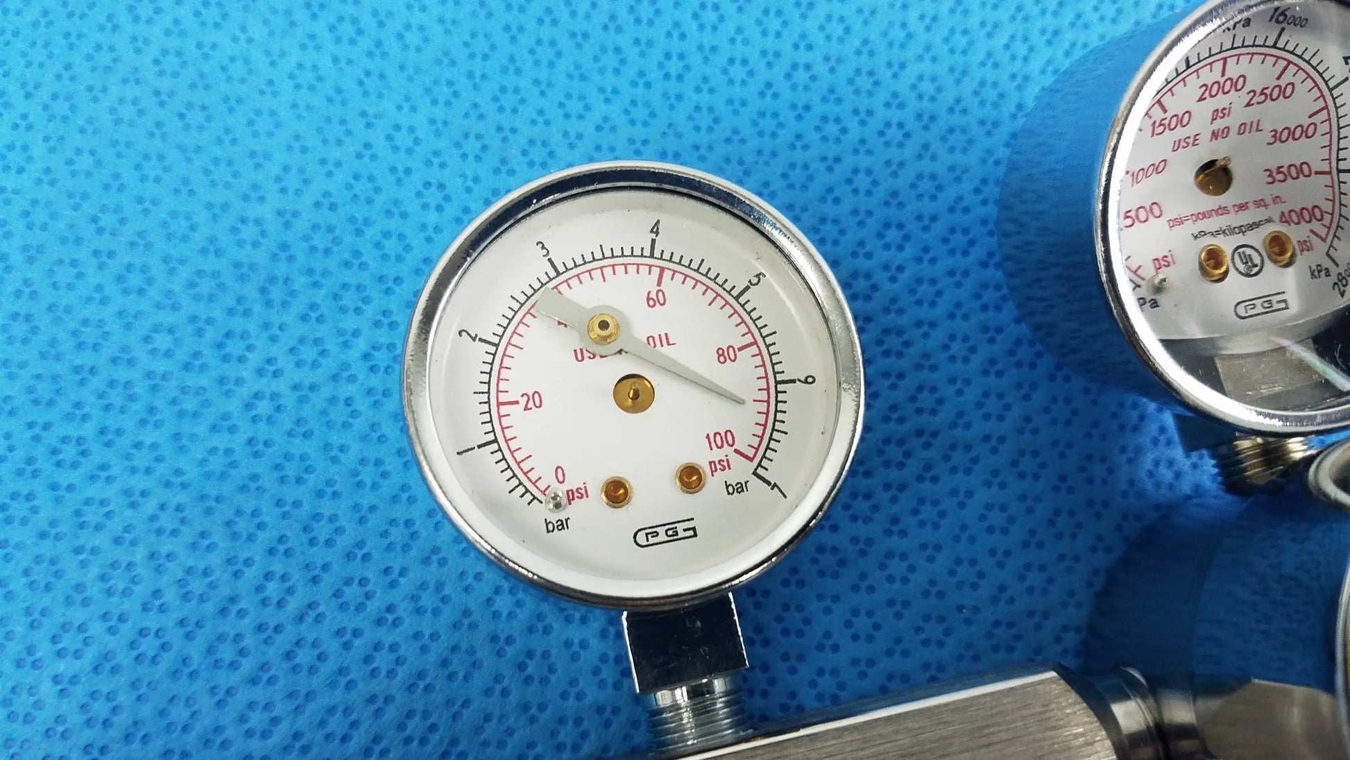 Gentec Medical Air Compressed Gas Regulator 3000Psig Compressed Gas Regulator, as-is (for parts) product photo 13