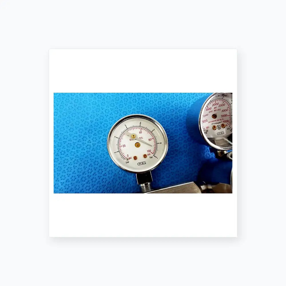 Gentec Medical Air Compressed Gas Regulator 3000Psig Compressed Gas Regulator, as-is (for parts) product photo 13