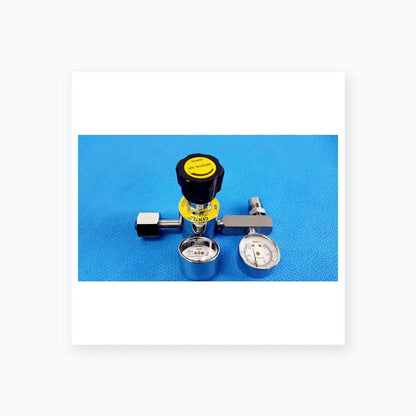 Gentec Medical Air Compressed Gas Regulator 3000Psig Compressed Gas Regulator, as-is (for parts) product photo 1