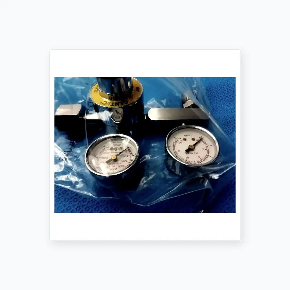 Gentec Medical Compressed Gas Regulator 3000 PSI Compressed Gas Regulator, second-hand product photo 6