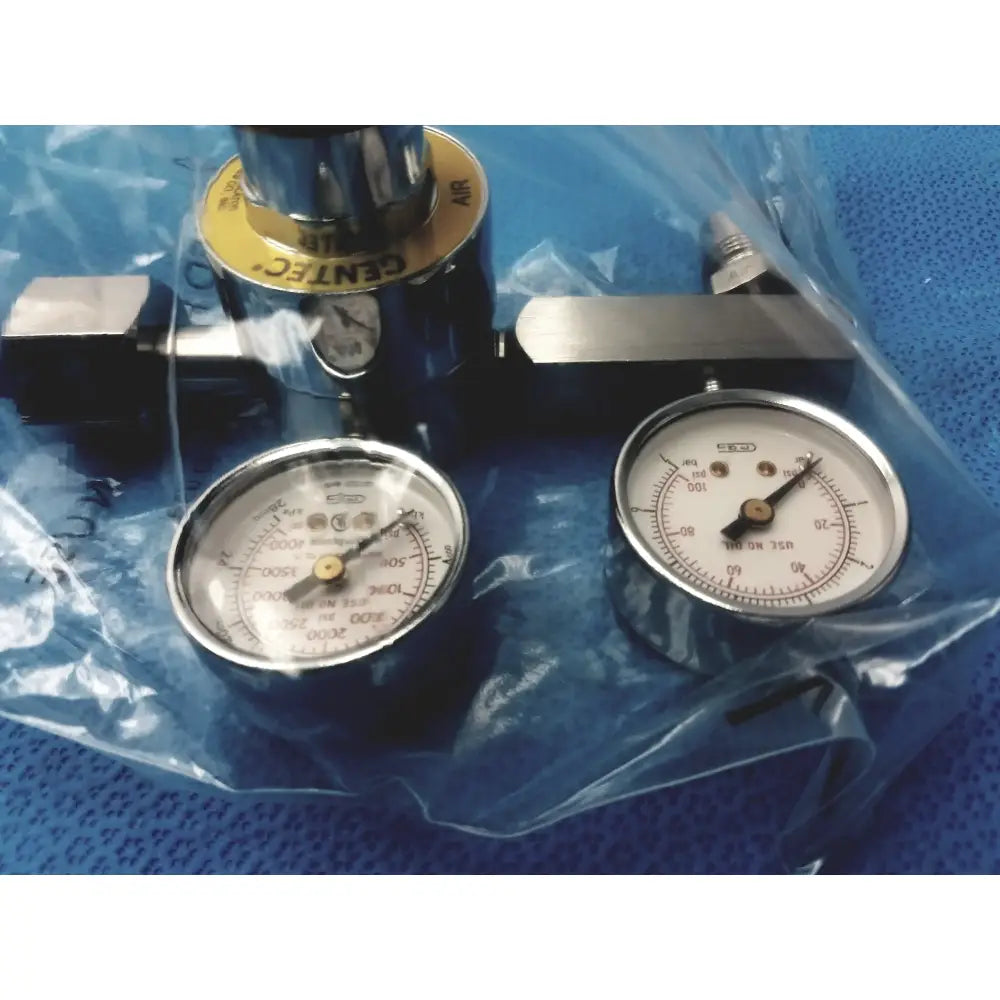 Gentec Medical Compressed Gas Regulator 3000 PSI Compressed Gas Regulator, second-hand product photo 6