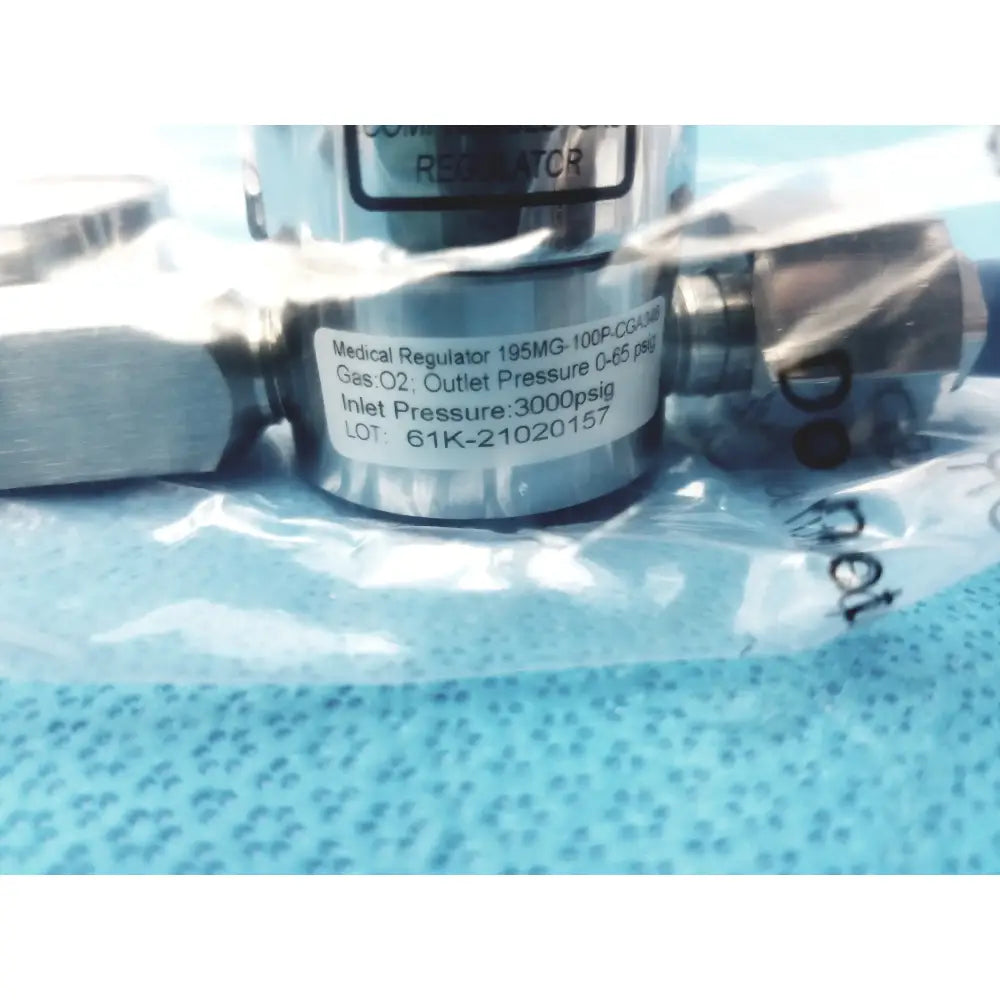 Gentec Medical Compressed Gas Regulator 3000 PSI Compressed Gas Regulator, second-hand product photo 5