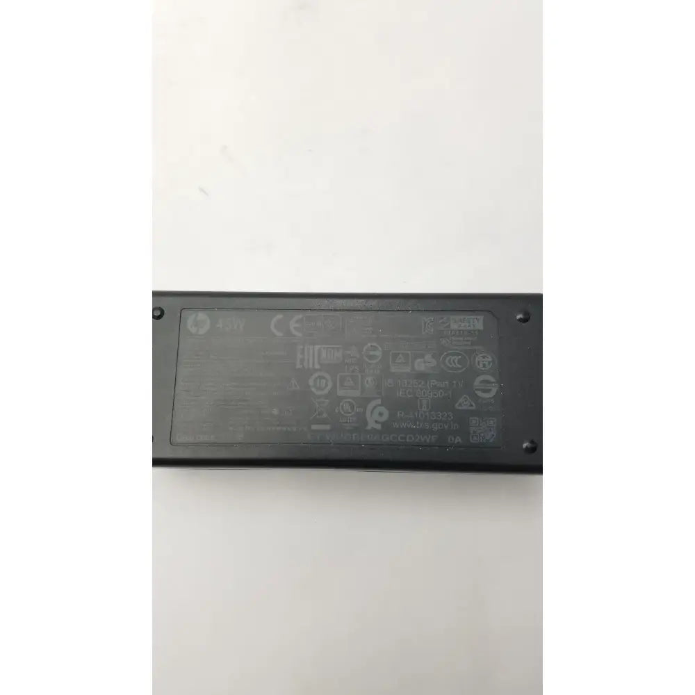HP Genuine HP 45W AC Charger for HP Laptop TPN-CA14 AC Power Adapter, second-hand product photo 3