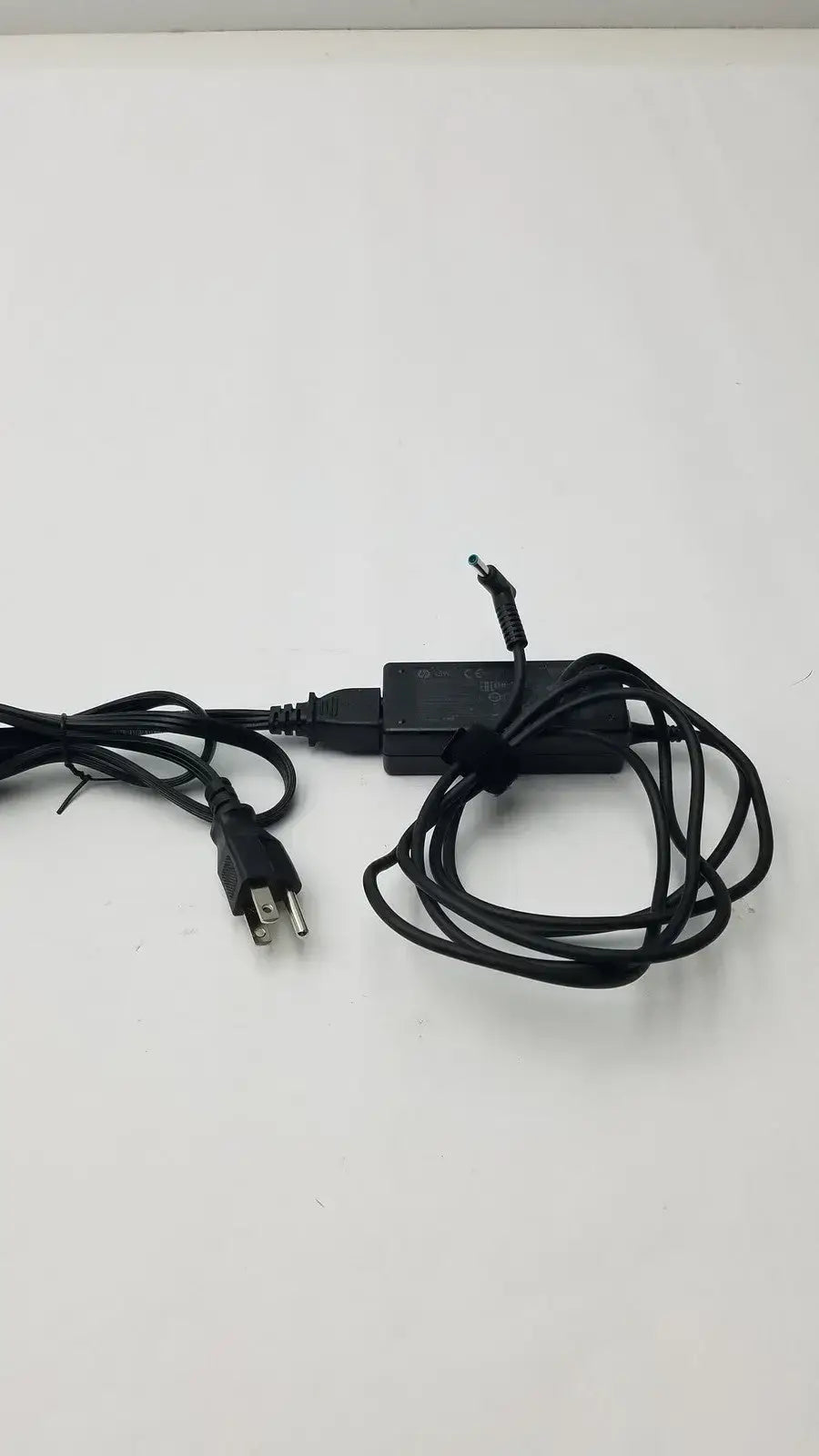 HP Genuine HP 45W AC Charger for HP Laptop TPN-CA14 AC Power Adapter, second-hand product photo 6