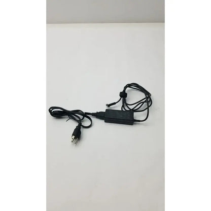 HP Genuine HP 45W AC Charger for HP Laptop TPN-CA14 AC Power Adapter, second-hand product photo 1