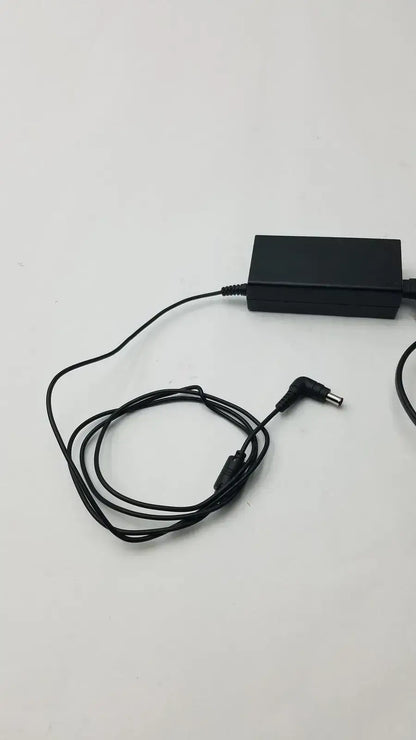 Samsung Genuine Samsung TV Monitor AC/DC Adapter Power Supply A4819_FDY 19V 2.53A 48W AC/DC Power Adapter, second-hand product photo 2