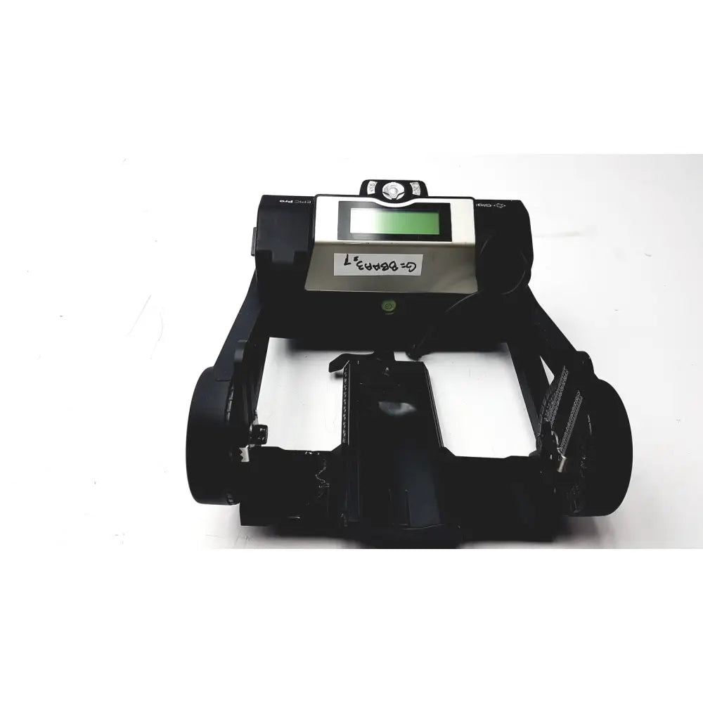 Black gigapan epic pro robotic motorized panohead with silver digital display and green screen for dslr cameras