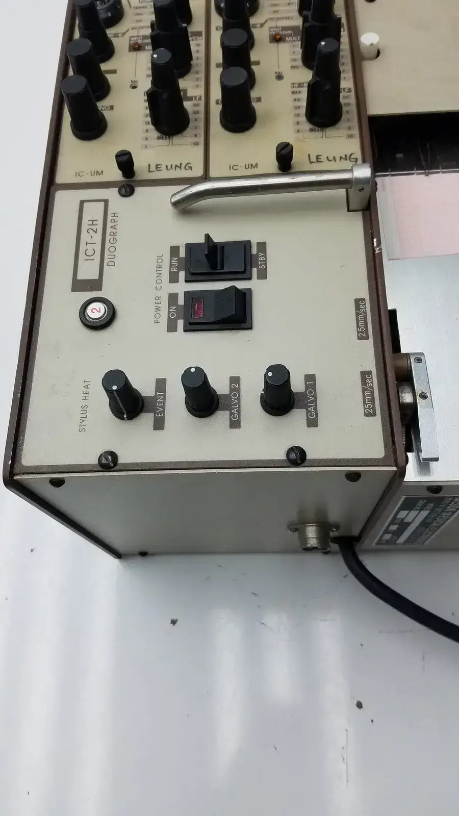 Gilson Medical Electronic ICT-2H Duograph Medical Recorder, second-hand product photo 6
