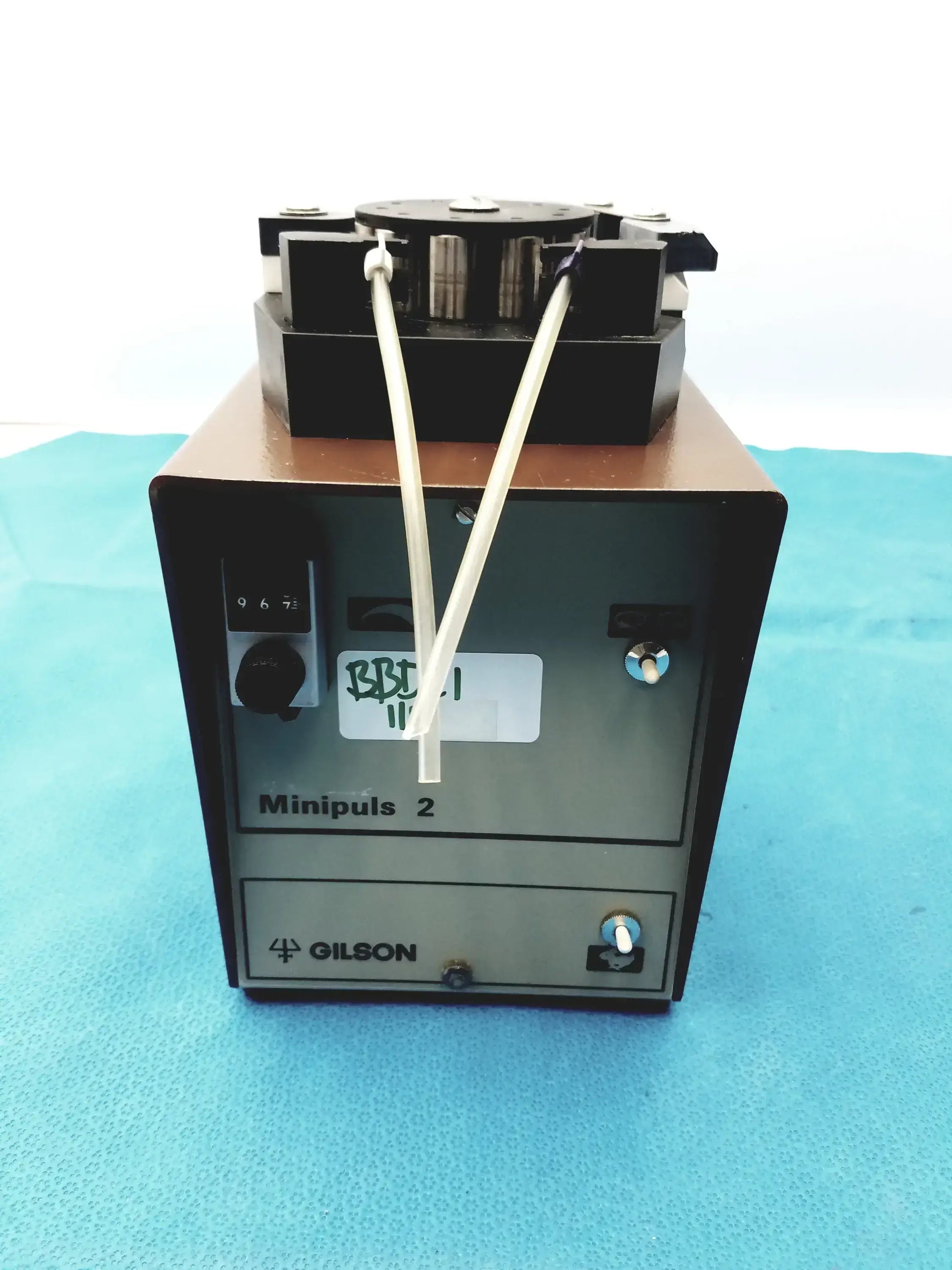 Gilson Minipuls 2 Peristaltic Pump Peristaltic Pump, second-hand product photo 1