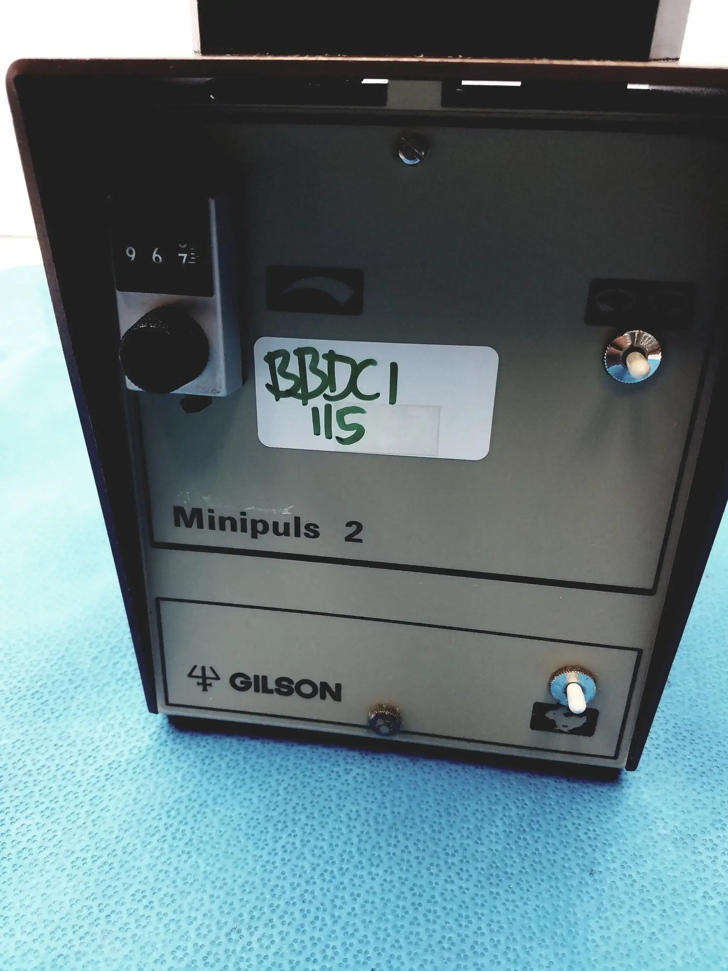 Gilson Minipuls 2 Peristaltic Pump Peristaltic Pump, second-hand product photo 3